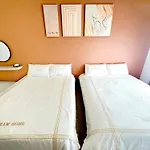 Decozy 9 Ipoh Town Condo 12Pax